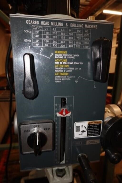 Rong Fu RF-40 Geared Head Milling & Drilling Machine 09542911, photo 14 of 23