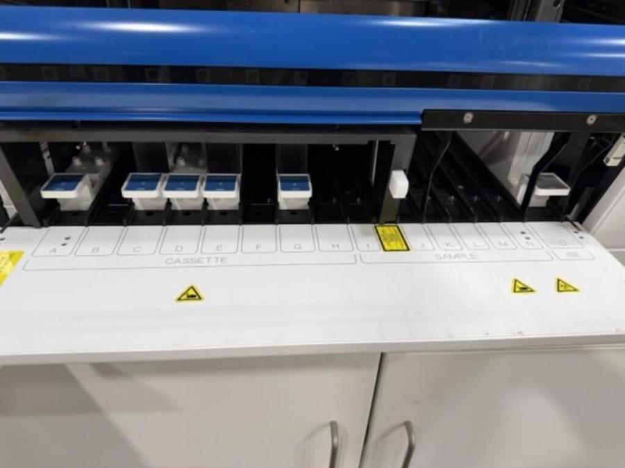 2022 Roche Cedex Bio HT 06608116001E with Computer, Dongle, Accessories; S/N 630018, photo 7 of 14