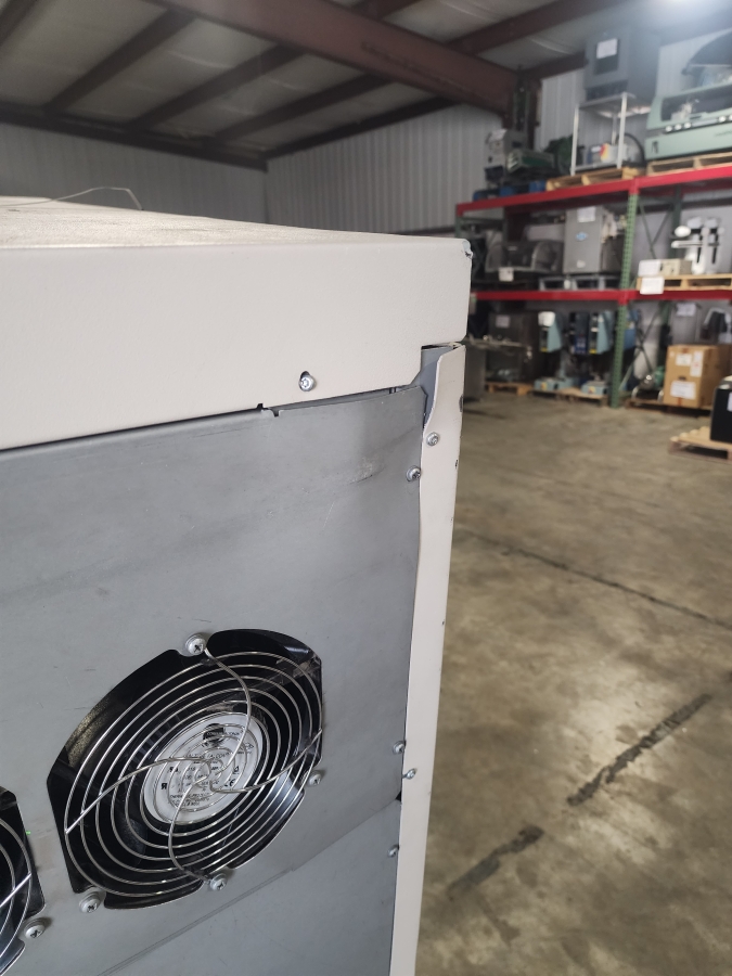 Toshiba G8000 15kVA 3-Phase UPS, 208V In/Out, Type C42F3F150XAMBN, Internal Batteries; S/N 071004084, photo 6 of 11
