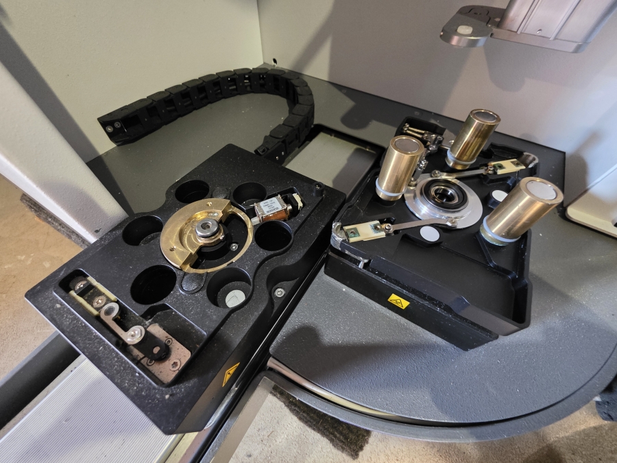 IntelliCyt iQue Screener for PARTS/REPAIR; SN:0033, photo 11 of 31