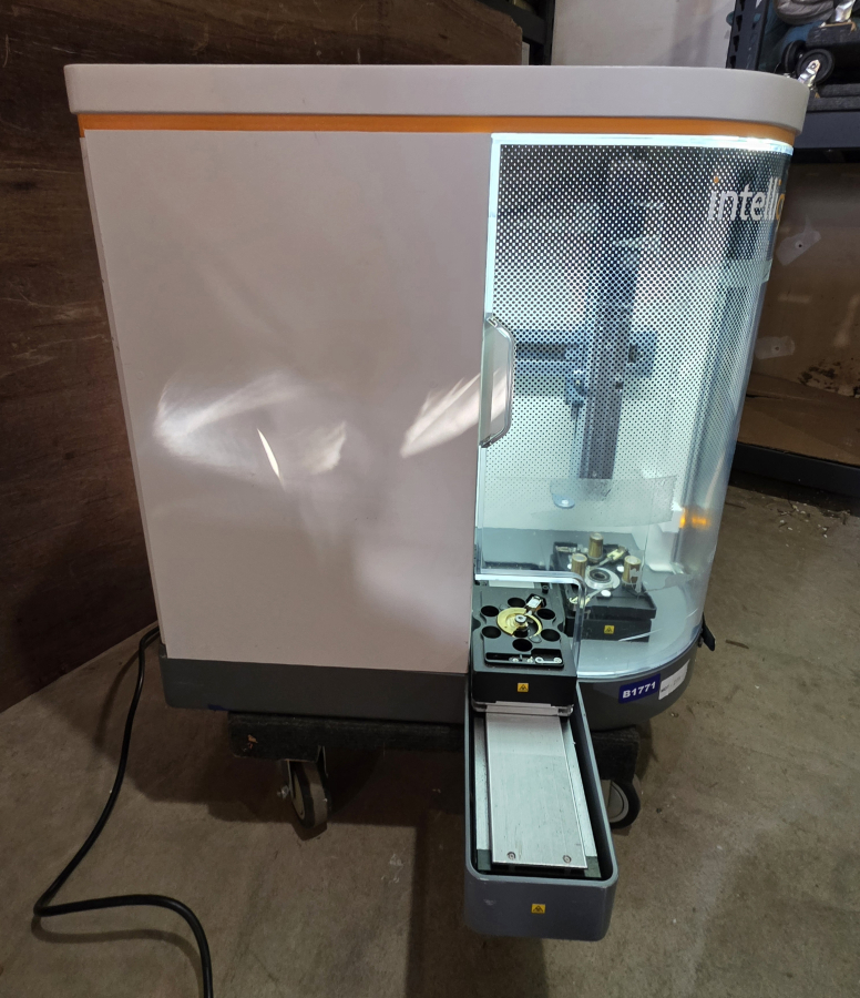 IntelliCyt iQue Screener for PARTS/REPAIR; SN:0033, photo 21 of 31