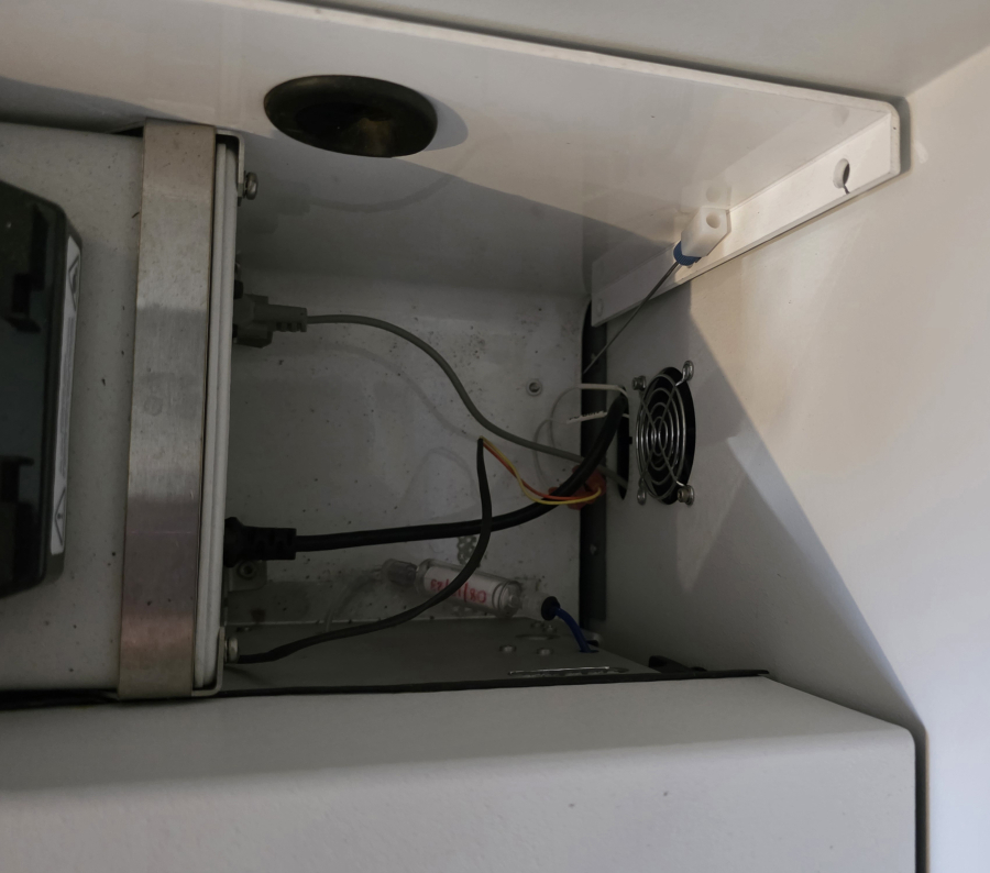 IntelliCyt iQue Screener for PARTS/REPAIR; SN:0033, photo 26 of 31