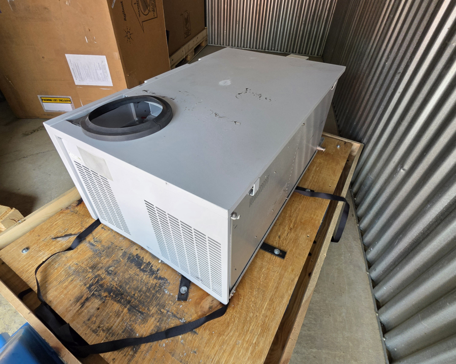 Agilent G6520B 6520 Accurate-Mass Q-TOF LC/MS Mass Spectrometer W/ Flight Tube; S/N US10422004, VIN/Serial 80220220, photo 26 of 48