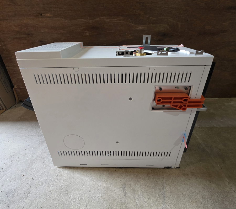Agilent Intuvo 9000 Benchtop Gas  Chromatograph System; S/N US20320001, photo 15 of 37
