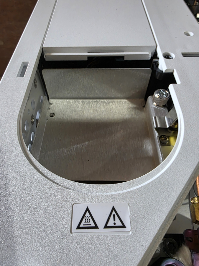 Agilent Intuvo 9000 Benchtop Gas Chromatograph System; S/N US21180001, photo 12 of 46