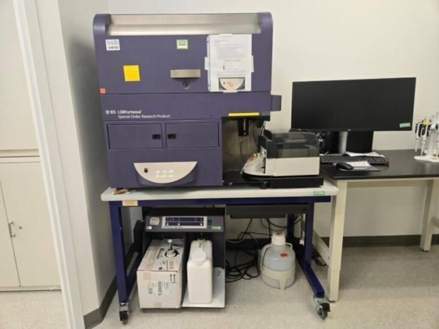 BD Biosciences LSRFortessa 647794L6 Cell Analyzer-Flow Cytometer System, 647701 HTS, HP Z230 Workstation, Fluidics Cart, ONEAC Conditioned PS; Rolling Table, photo 1 of 26