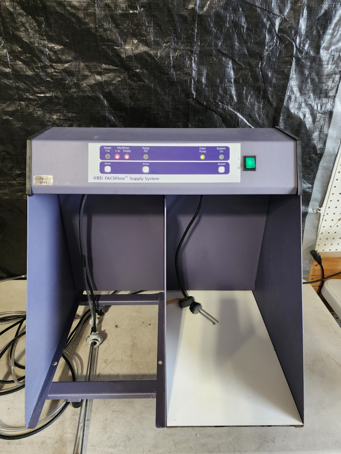 BD Biosciences LSRFortessa 647794L6 Cell Analyzer-Flow Cytometer System, 647701 HTS, HP Z230 Workstation, Fluidics Cart, ONEAC Conditioned PS; Rolling Table, photo 68 of 105