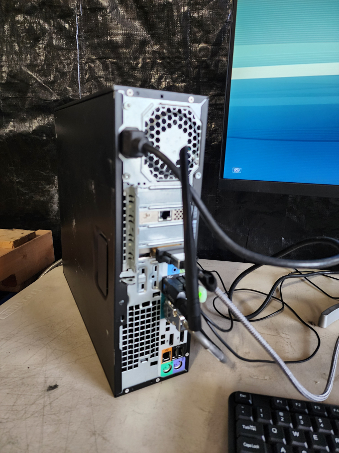 BD Biosciences LSRFortessa 647794L6 Cell Analyzer-Flow Cytometer System, 647701 HTS, HP Z230 Workstation, Fluidics Cart, ONEAC Conditioned PS; Rolling Table, photo 83 of 105