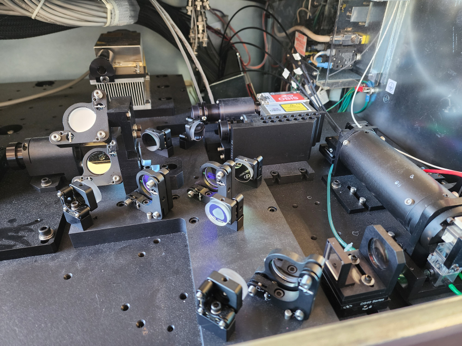 BD Biosciences LSRFortessa 647794L6 Cell Analyzer-Flow Cytometer System, 647701 HTS, HP Z230 Workstation, Fluidics Cart, ONEAC Conditioned PS; Rolling Table, photo 92 of 105