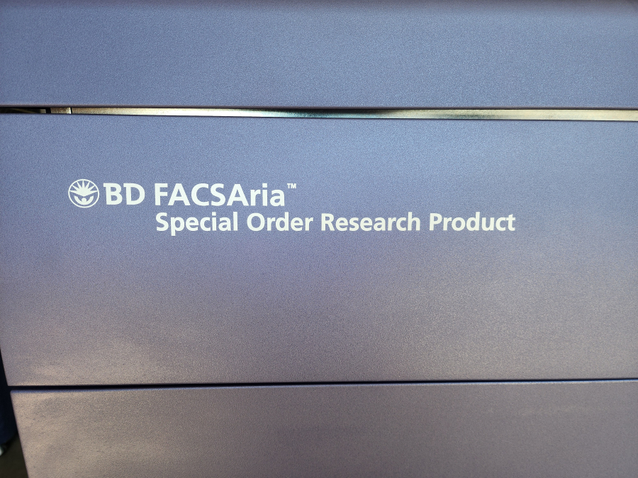 BD FACSAria SORP Cell Sorter with Fluidics Cart, Optical Filter/Mirror Sets & Accessories, photo 7 of 58