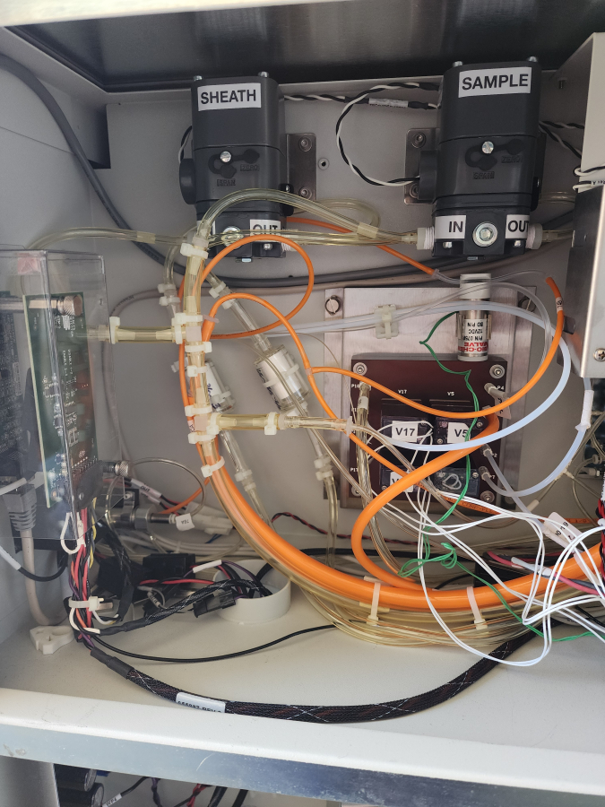 BD FACSAria SORP Cell Sorter with Fluidics Cart, Optical Filter/Mirror Sets & Accessories, photo 41 of 58