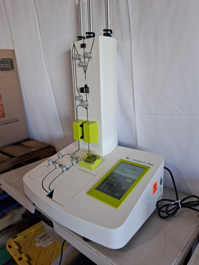 2021 Miltenyi Biotec CliniMACS Plus CS3 Magnetic Cell Separator P/N 75101 S/N 002341, photo 3 of 7