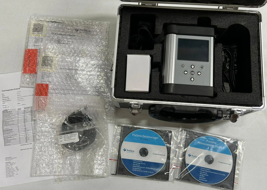 PreSens Microx 4 Portable Fiber-Optic Dissolved Oxygen Meter with PM-PSt7-02 Microsensor, Pt100 Probe, Software and Case - NEW, photo 1 of 16